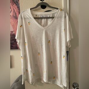 Meri Skye Plus Size Women’s White T-Shirt with Pineapple Embroidery size 2X NEW